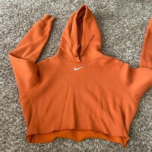 Cropped nike hoodie